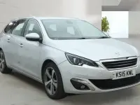 Używany Peugeot 308 Allure 2015 Srebrny Kombi
