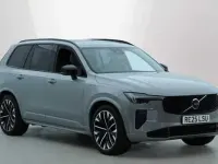 Usado Volvo XC90 Ultra 250 HP (183 kW) 2025 SUV