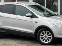 Usado Ford Kuga Titanium 180 CV (132 kW) 2015 Plateado SUV
