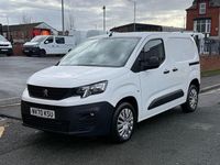 Used Peugeot Partner 100 HP (73 kW) 2021 White MPV