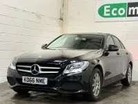 Używany Mercedes C200 SE 2017 Czarny Sedan/Limuzyna