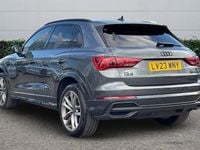 Usado Audi Q3 Black Edition 150 HP (110 kW) 2023 Cinzento SUV