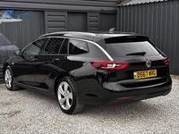 Used Vauxhall Insignia SRi 170 HP (125 kW) 2017 Black Estate