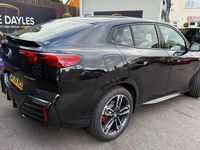 Usado BMW iX2 M Sport 150 kW (204 HP) 2024 Preto SUV