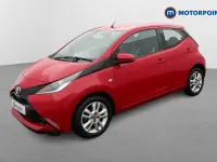 Used Toyota Aygo X-play 69 HP (50 kW) 2017 Red Hatchback