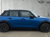 Used Mini Cooper Exclusive 114 kW (156 HP) 2026 Icy sunshine blue Hatchback