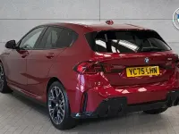Usado BMW 120 M Sport 2025 Rojo Utilitario