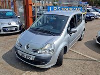 Second-hand Renault Grand Modus Dynamique 100 CP (73 kW) 2011 Argintiu Monovolum