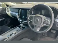 Usado Volvo V60 Momentum 150 CV (110 kW) 2019 Gris Familiar