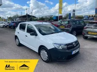 Used Dacia Sandero Acces 2018 White Hatchback