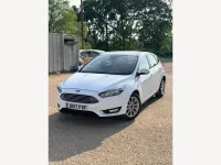 Używany Ford Focus Titanium 125 KM (91 kW) 2017 Biały Hatchback