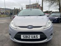 Used Ford Fiesta Titanium 96 HP (70 kW) 2012 Silver Hatchback