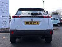 Used Peugeot 2008 Active Premium 100 HP (73 kW) 2021 White SUV