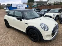 Used Mini Cooper Classic 136 HP (100 kW) 2019 White Hatchback