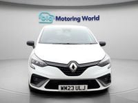 Used Renault Clio V RS Line 90 HP (66 kW) 2023 White Hatchback