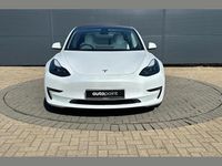 Używany Tesla Model 3 Performance 461 kW (627 KM) 2021 Biały Sedan/Limuzyna