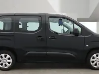 Begagnad Vauxhall Combo Design Edition 100 HK (73 kW) 2019 Svart Minibuss