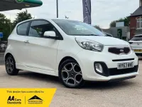 Used Kia Picanto 84 HP (61 kW) 2013 White Hatchback