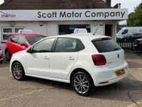 Used VW Polo Design 60 HP (44 kW) 2015 White Hatchback