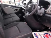 Used Renault Trafic Business 120 HP (88 kW) 2018 White MPV