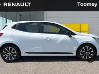 Used Renault Clio Evolution 90 HP (66 kW) 2023 White  Hatchback