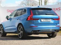 Usado Volvo XC60 R-Design Pro 190 HP (139 kW) 2018 Azul SUV