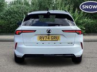 Used Vauxhall Astra GSe 225 HP (165 kW) 2023 White Estate