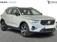 Begagnad Volvo XC40 Plus 2024 Grå SUV