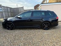 Begagnad VW Golf VII R 2016 Svart Kombi