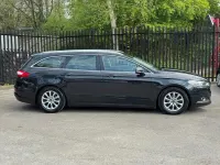 Begagnad Ford Mondeo Zetec 2015 Svart Kombi