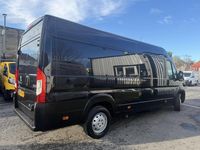 Used Peugeot Boxer 140 HP (102 kW) 2022 Grey Van