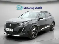 Second-hand Peugeot e-2008 Allure+ 100 kW (136 CP) 2022 Negru SUV