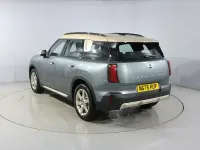 Używany Mini Countryman Exclusive 170 KM (125 kW) 2025 Zielony SUV