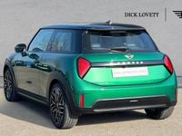 Used Mini Cooper Hatch 154 HP (113 kW) 2024 Green Hatchback