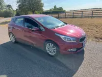 Used Kia Ceed 128 HP (94 kW) 2013 Red Hatchback