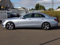 Używany Mercedes E220 SE 2017 Srebrny Sedan/Limuzyna