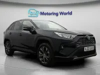 Usado Toyota RAV4 Design 218 HP (160 kW) 2025 SUV