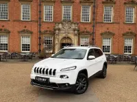 Used Jeep Cherokee Limited 200 HP (147 kW) 2016 White SUV