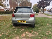 Used Toyota Yaris 85 HP (62 kW) 2004 Green Hatchback