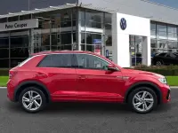Usado VW T-Roc R-line 150 HP (110 kW) 2022 Vermelho SUV