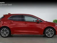 Gebraucht Toyota Corolla Design 138 PS (101 kW) 2024 Rot Kleinwagen