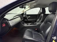 Begagnad Jaguar XF Prestige 2016 Blå Sedan