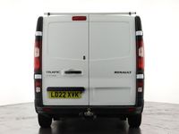 Begagnad Renault Trafic Business 2022 Vit Minibuss