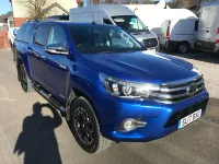 Used Toyota HiLux 150 HP (110 kW) 2017 Blue Pickup