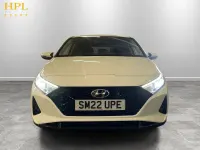 Used Hyundai i20 Premium 100 HP (73 kW) 2022 White Hatchback