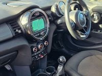 Used Mini Cooper Hatch 136 HP (100 kW) 2018 Blue Hatchback