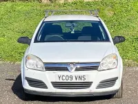 Used Vauxhall Astra Club 110 HP (80 kW) 2009 White Van
