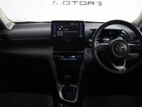 Used Toyota Yaris Hybrid Play 2022 White Hatchback