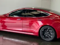 Used Tesla Model S 386 kW (525 HP) 2017 Red Hatchback