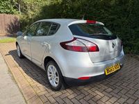 Used Renault Mégane III Dynamique 110 HP (80 kW) 2015 Silver Hatchback